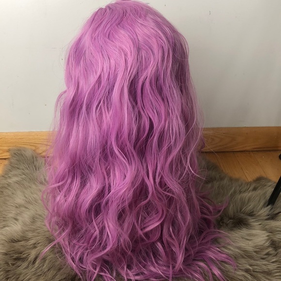 ?CELINE 22” PURPLEISH NATURAL WAVE LACEFRONT WIG